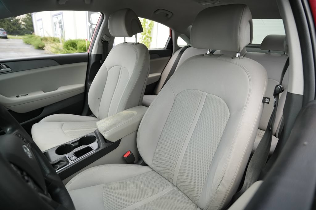 Used 2017 Hyundai Sonata SE FWD image 19