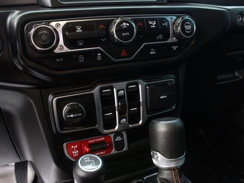 Used 2023 Jeep Gladiator Mojave w/ Trailer Tow Package image 49