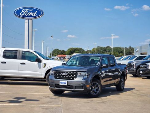 New 2025 Ford Maverick XLT w/ 4K Tow Package AWD/4WD image 2