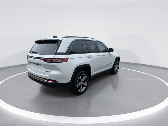 Used 2026 Jeep Grand Cherokee Limited w/ Luxury Tech Group II AWD/4WD image 8