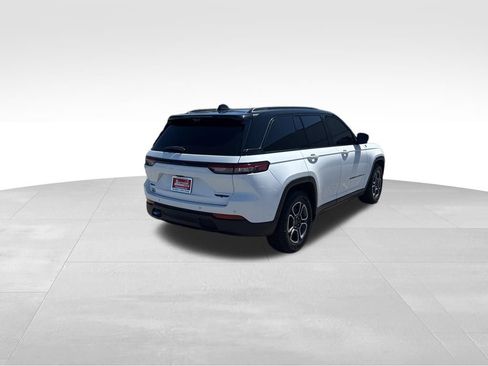 Used 2022 Jeep Grand Cherokee Trailhawk w/ Advanced Protech Group II AWD/4WD image 5