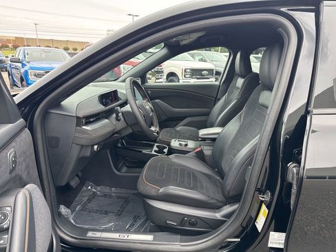 Certified 2022 Ford Mustang Mach-E GT image 10