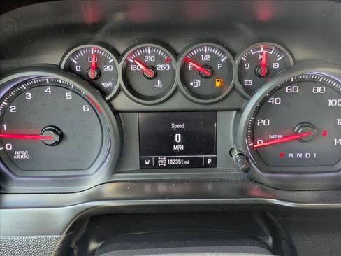 Used 2020 GMC Sierra 1500 4x4 Crew Cab w/ Sierra Value Package image 13