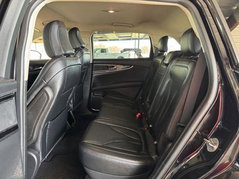 Used 2023 Lincoln Nautilus AWD image 26