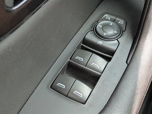Used 2022 Chevrolet Blazer RS w/ Enhanced Convenience Package FWD image 21