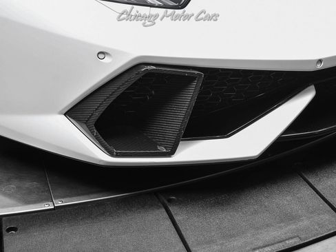 Used 2016 Lamborghini Huracan LP 610-4 Avio AWD/4WD image 39