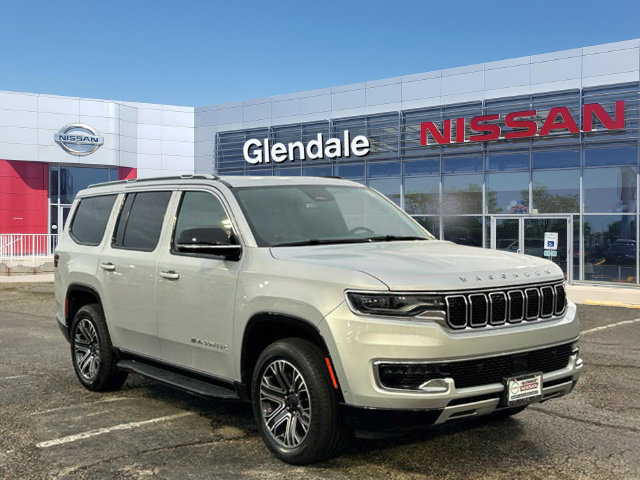 Used 2024 Jeep Wagoneer Series II AWD/4WD image 3