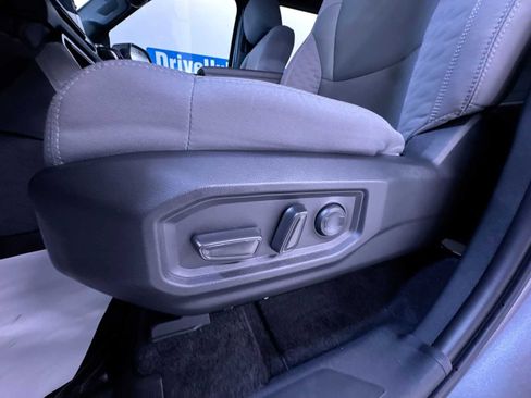 Used 2025 Toyota Tundra SR5 AWD/4WD image 13