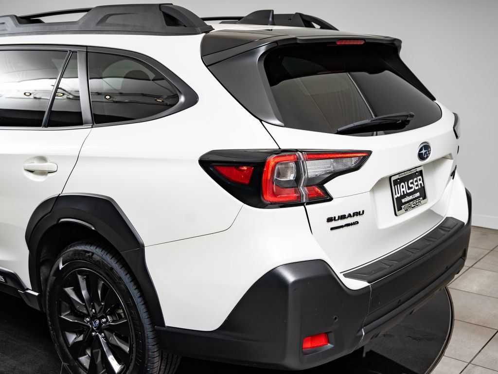 Used 2025 Subaru Outback Onyx Edition XT AWD/4WD image 19
