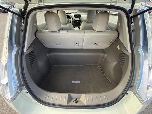 Used 2012 Nissan Leaf SV image 17