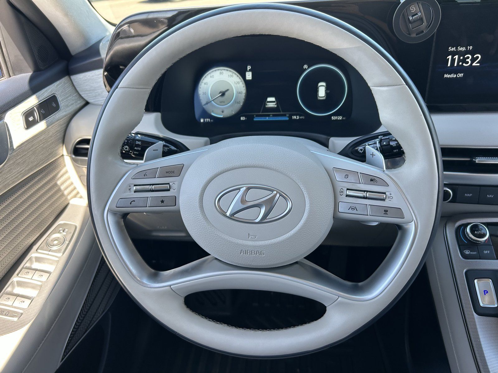 Used 2023 Hyundai Palisade Calligraphy FWD image 25