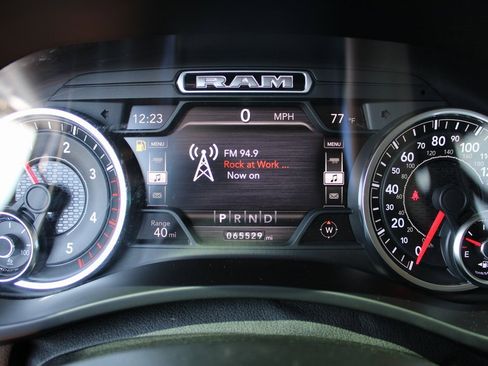 Used 2020 RAM 2500 Laramie image 26