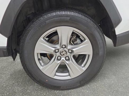 Certified 2024 Toyota RAV4 XLE FWD image 29