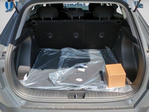 New 2025 Hyundai Kona SEL image 28