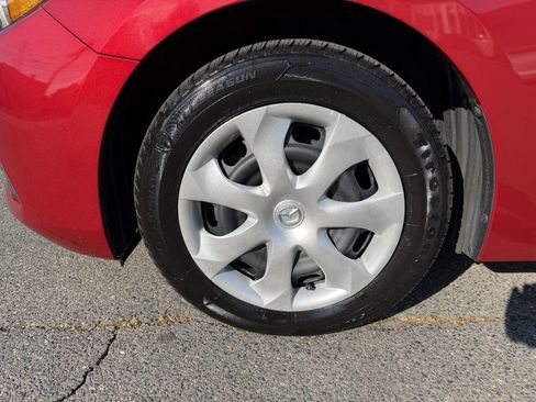 Used 2017 MAZDA MAZDA3 Sport FWD image 10