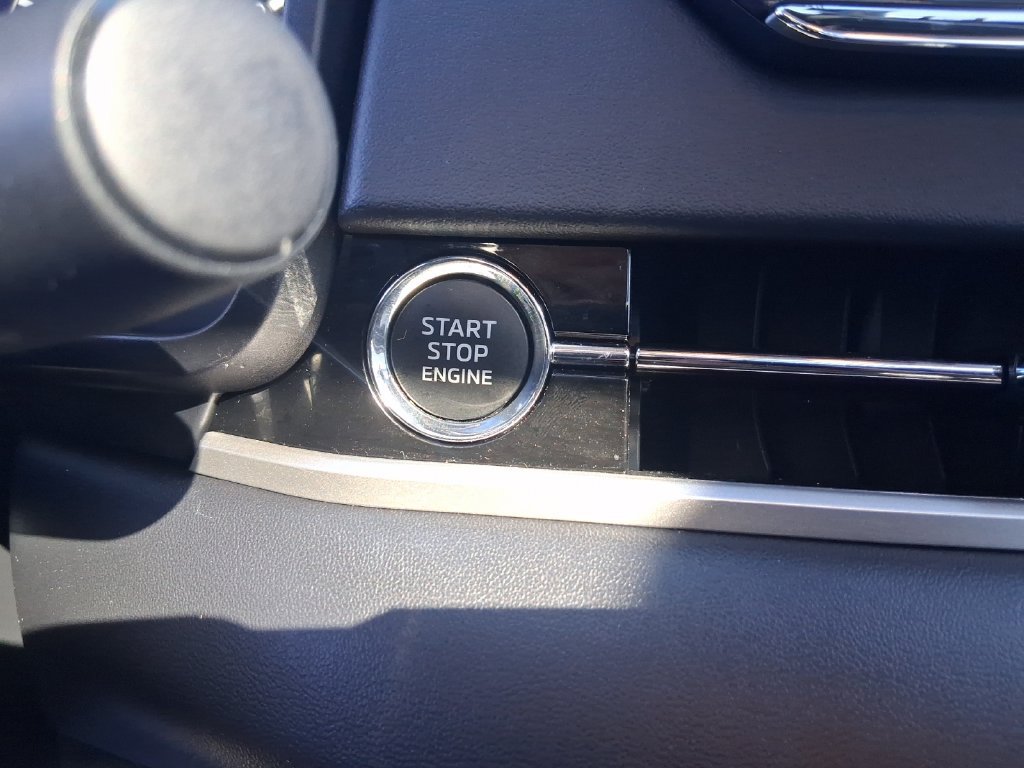Used 2024 Mitsubishi Outlander FWD image 29