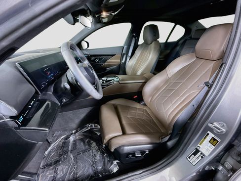 Used 2024 BMW 530i w/ Premium Package RWD image 22