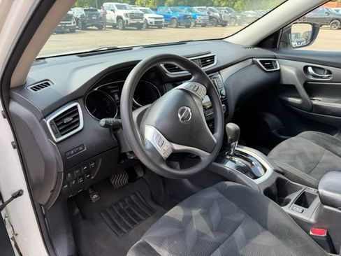 Used 2016 Nissan Rogue SV AWD/4WD image 8
