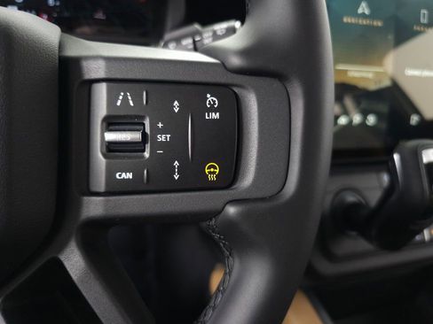 Used 2026 Land Rover Defender 110 S AWD/4WD image 19