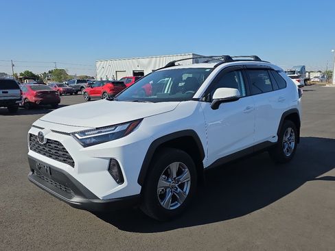 Certified 2025 Toyota RAV4 XLE w/ Convenience Package AWD/4WD image 3