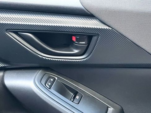 Used 2025 Subaru Crosstrek 2.0i Premium image 17