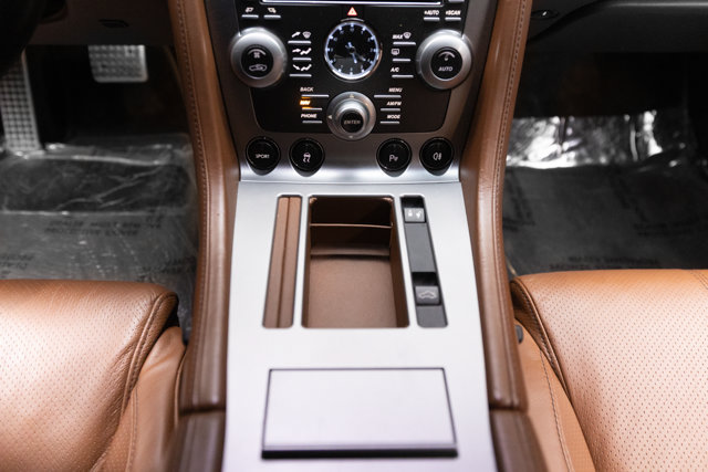 Used 2009 Aston Martin DB9 Coupe RWD image 87