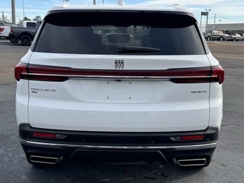Used 2025 Buick Enclave Preferred image 4