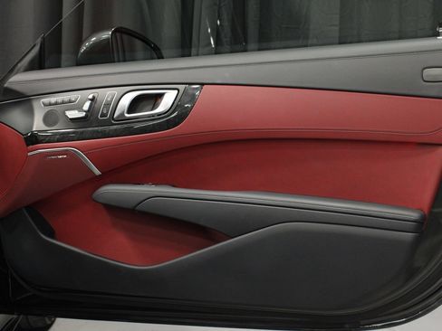 Used 2019 Mercedes-Benz SL 550 image 14