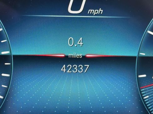 Used 2021 Mercedes-Benz E 350 4MATIC Sedan image 34
