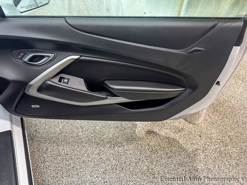 Used 2018 Chevrolet Camaro LT w/ RS Package image 23