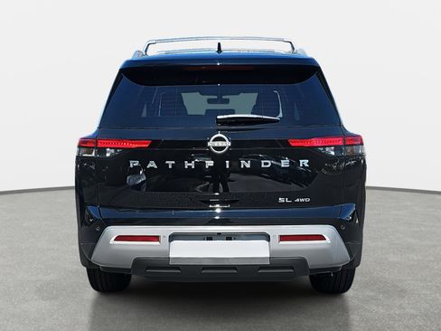 New 2025 Nissan Pathfinder SL image 6