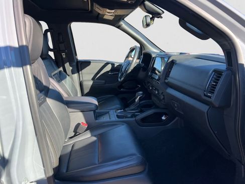 Certified 2022 Nissan Frontier PRO-4X w/ Pro-4X Premium Package image 15