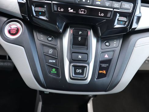 Used 2024 Honda Odyssey EX-L image 16