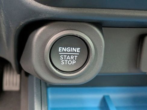 New 2025 Ford Maverick XLT w/ XLT Luxury Package image 32