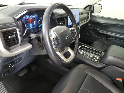 Used 2022 Ford Expedition Max XLT image 22
