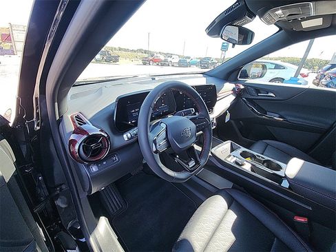 New 2026 Chevrolet Equinox RS w/ Convenience Package III image 14