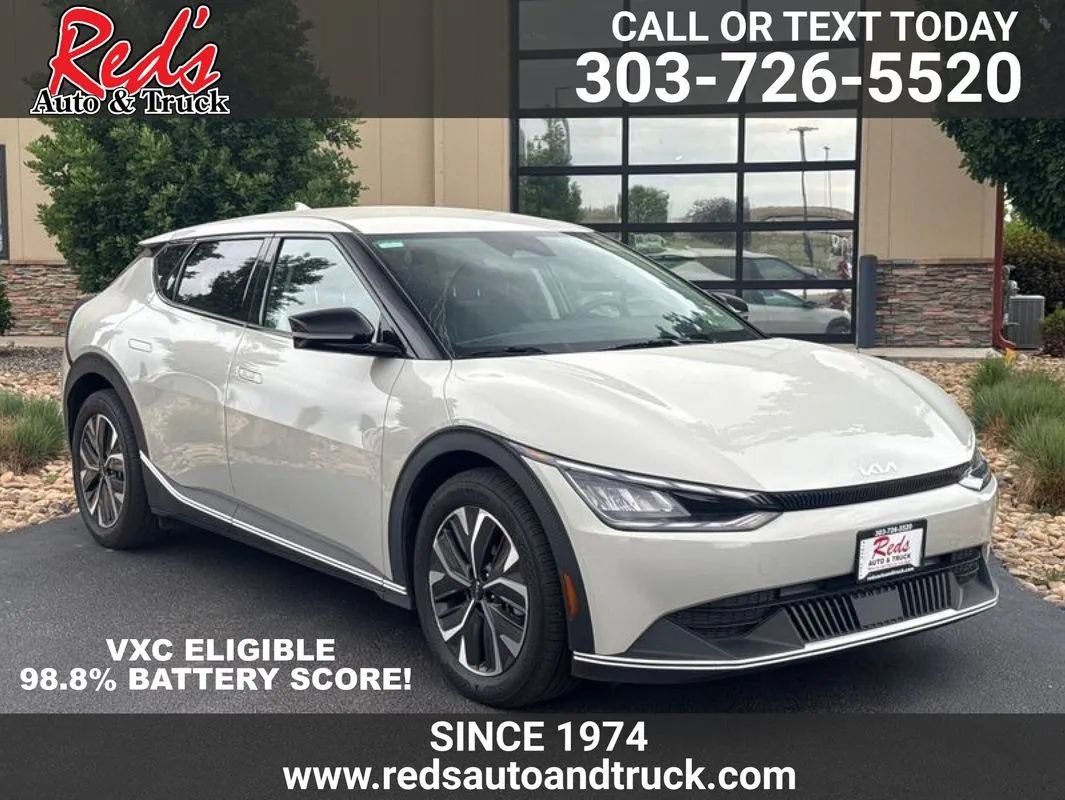 Used 2024 Kia EV6 Light AWD/4WD image 1