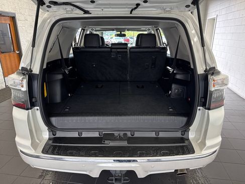Used 2019 Toyota 4Runner Limited AWD/4WD image 9