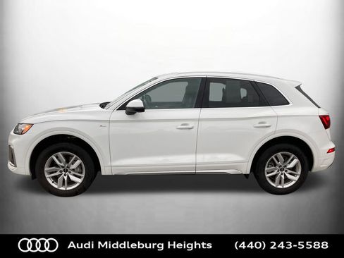 Certified 2023 Audi Q5 2.0T Premium w/ Convenience Package image 6