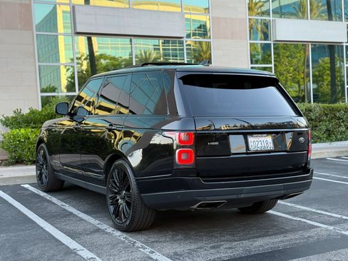 Used 2019 Land Rover Range Rover HSE AWD/4WD image 3