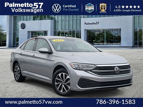 Used 2023 Volkswagen Jetta S image 1