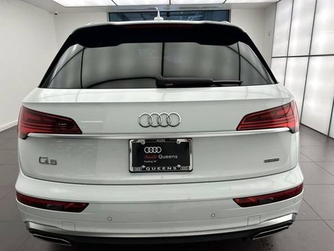 Used 2023 Audi Q5 2.0T Premium Plus w/ Premium Plus Package AWD/4WD image 3