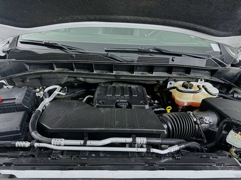 Used 2024 GMC Sierra 1500 Elevation image 32