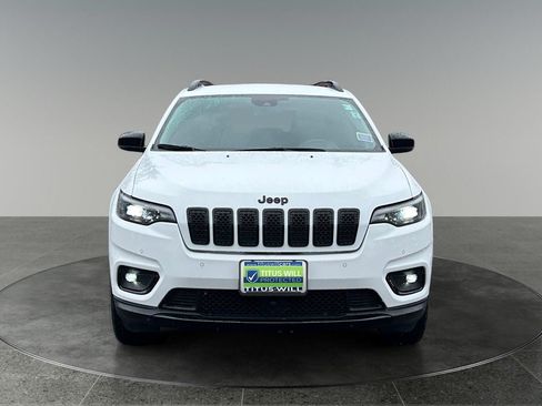Used 2023 Jeep Cherokee Altitude Lux AWD/4WD image 2
