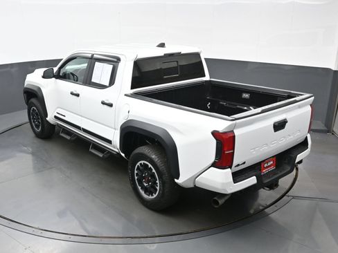Used 2024 Toyota Tacoma TRD Off-Road w/ TRD Off Road Upgrade Package AWD/4WD image 39