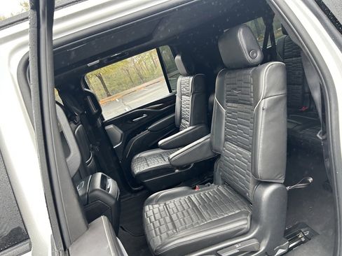 Used 2023 Cadillac Escalade ESV Sport Platinum w/ Heavy-Duty Trailer Package image 44