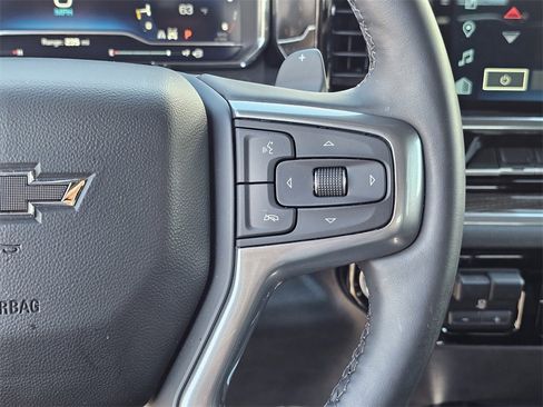 Used 2025 Chevrolet Silverado 1500 LT Trail Boss w/ Convenience Package II image 27