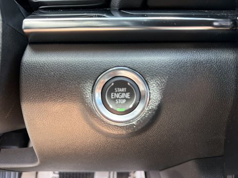 Used 2026 GMC Terrain Elevation w/ Technology Package II AWD/4WD image 24