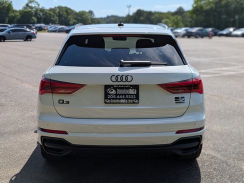 Used 2025 Audi Q3 2.0T Premium Plus w/ Premium Plus Package AWD/4WD image 8