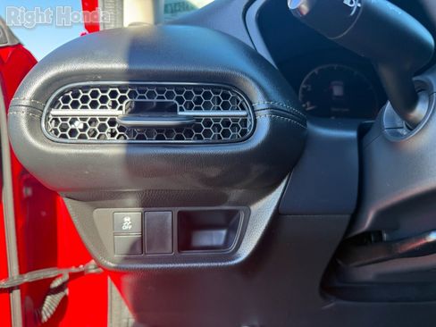 Used 2023 Honda HR-V EX-L image 15